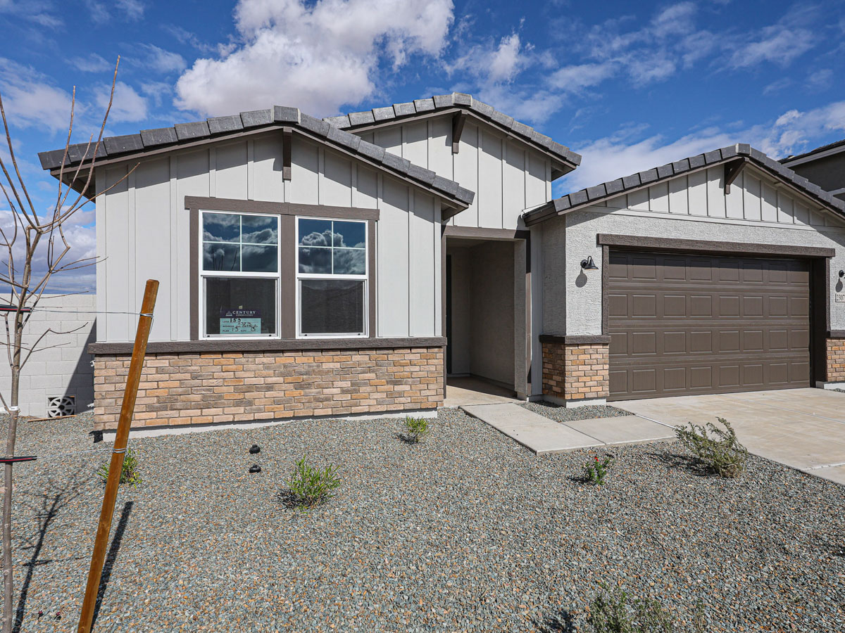 0145 23037 W POTTER DR