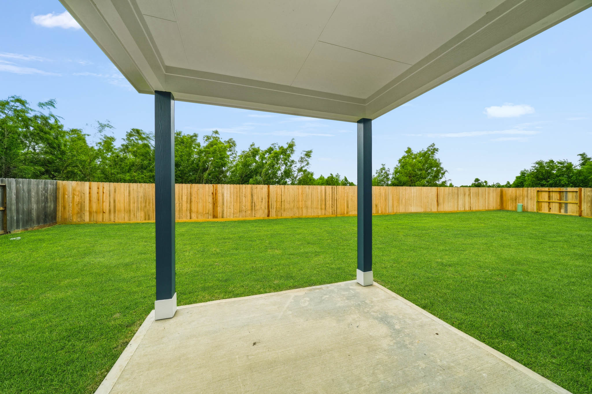 A covered patio with a covered patio.