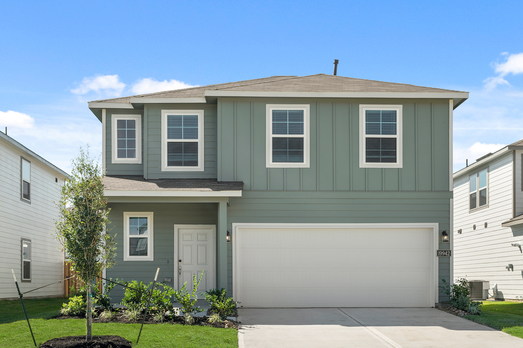 010524 19942 Park Mesa Lane