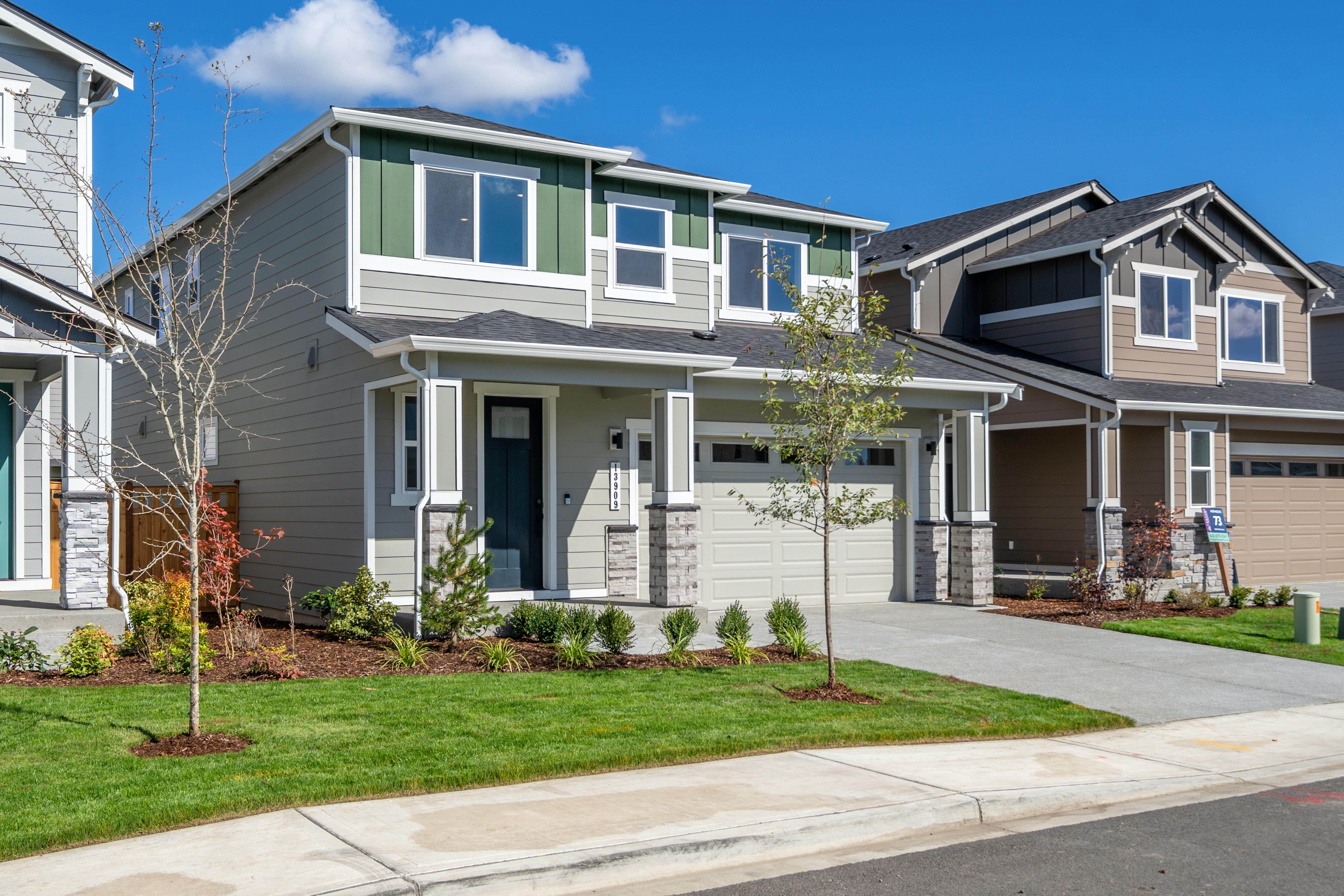 0075 13905 178TH STREET CT E